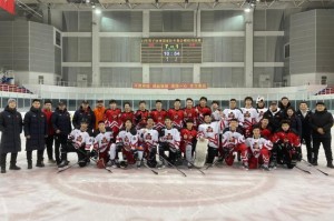 九游体育直播-【冬奥·人物】英如镝：从失利中成长 让冰球不再冷门